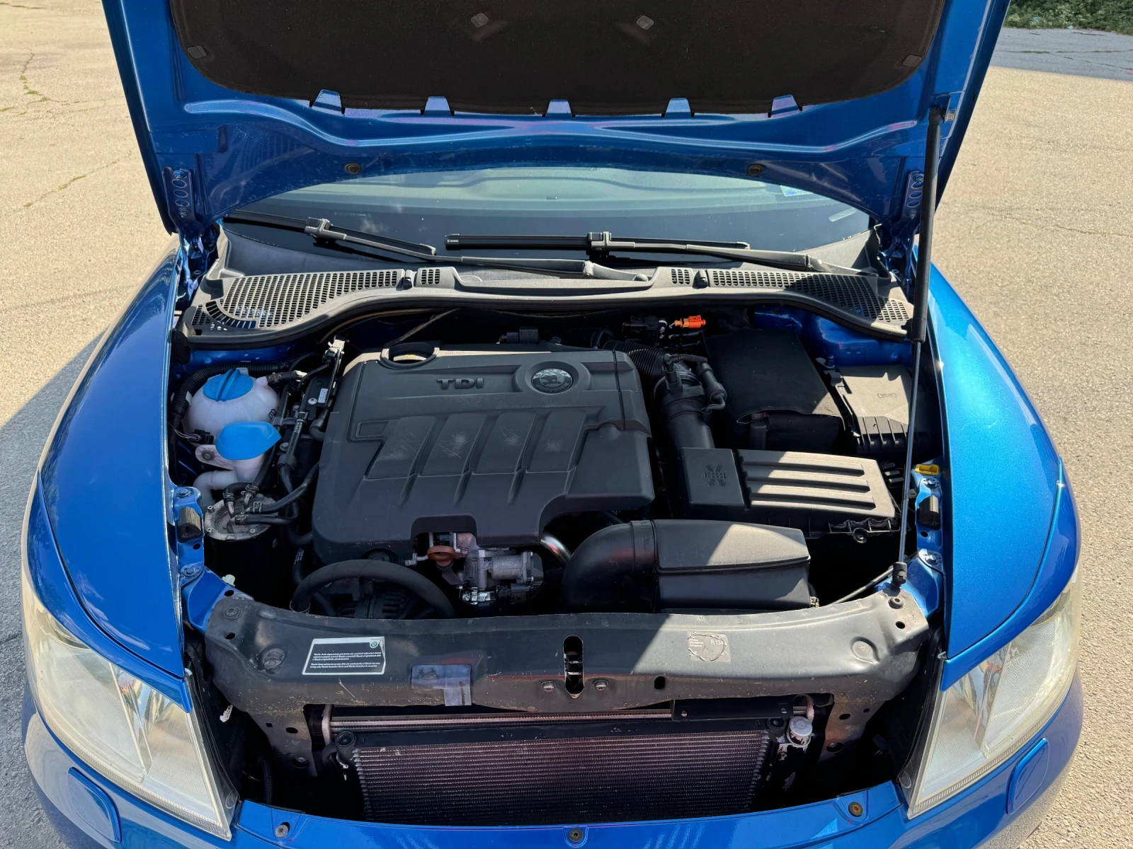 Skoda Octavia 2.0 TDi VRs DSG - изображение 9
