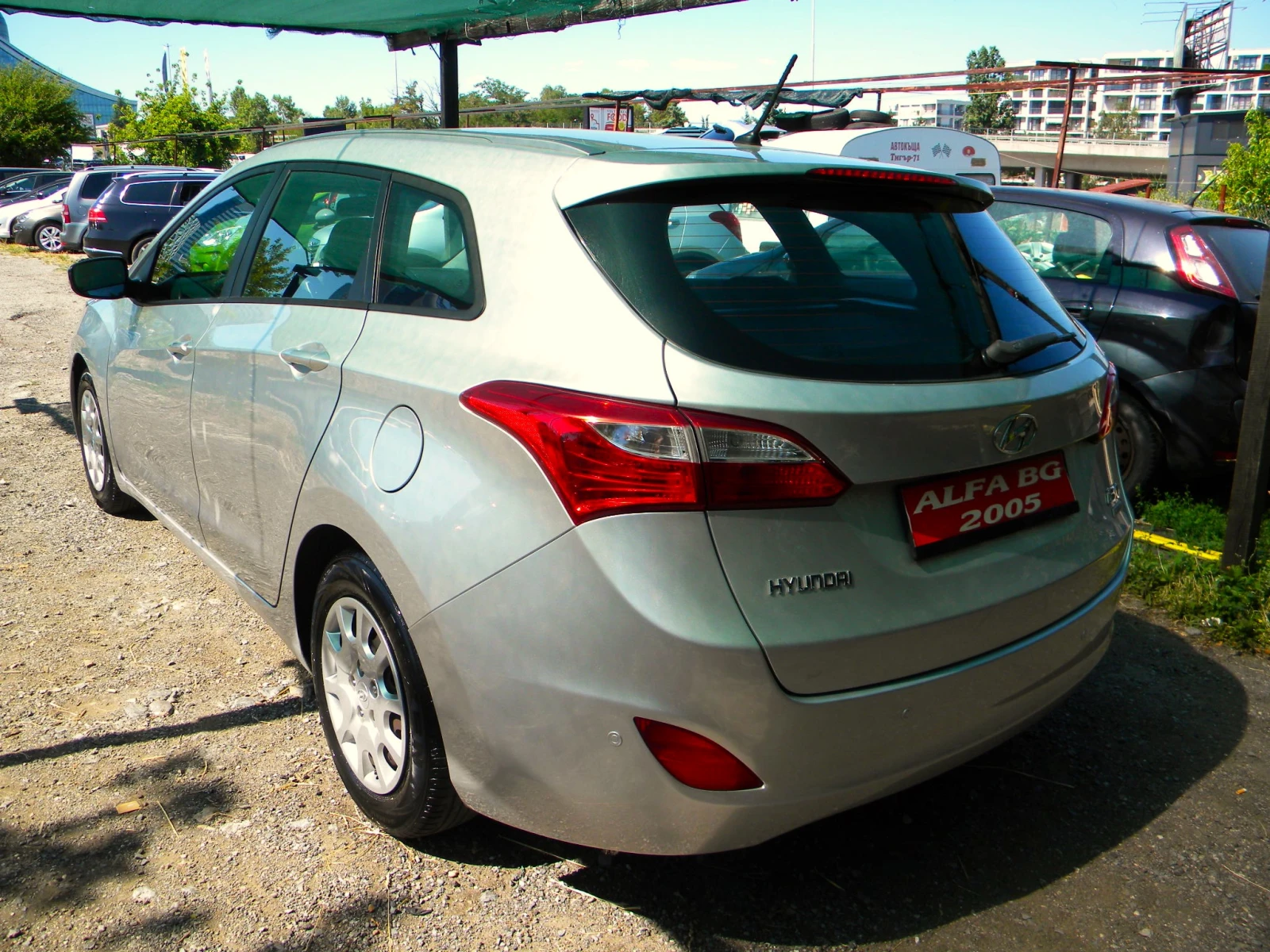 Hyundai I30 1.6CRDI-6ck* FACE LIFT* КАТО НОВ* EURO5B - изображение 6