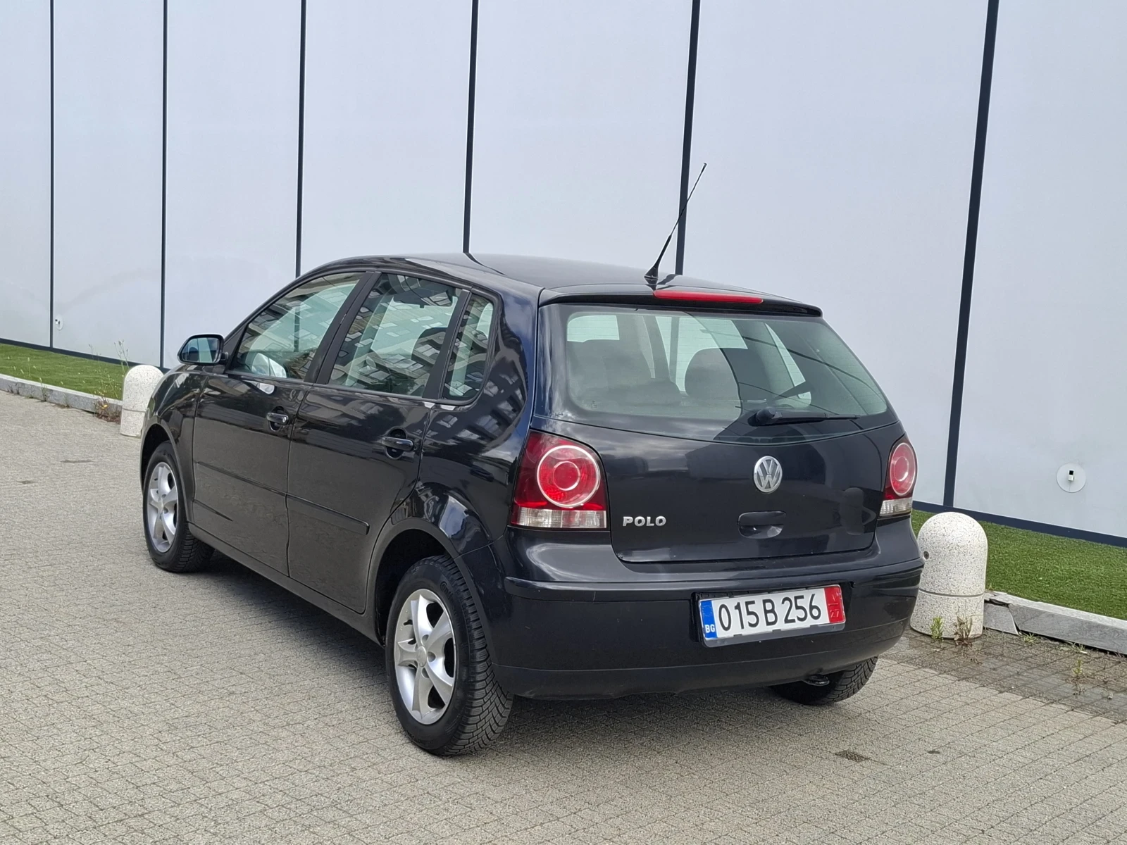 VW Polo 1.2i* (70кс)* * FACELIFT* * KLIMATRONIK* * НОВ ВНО - изображение 7