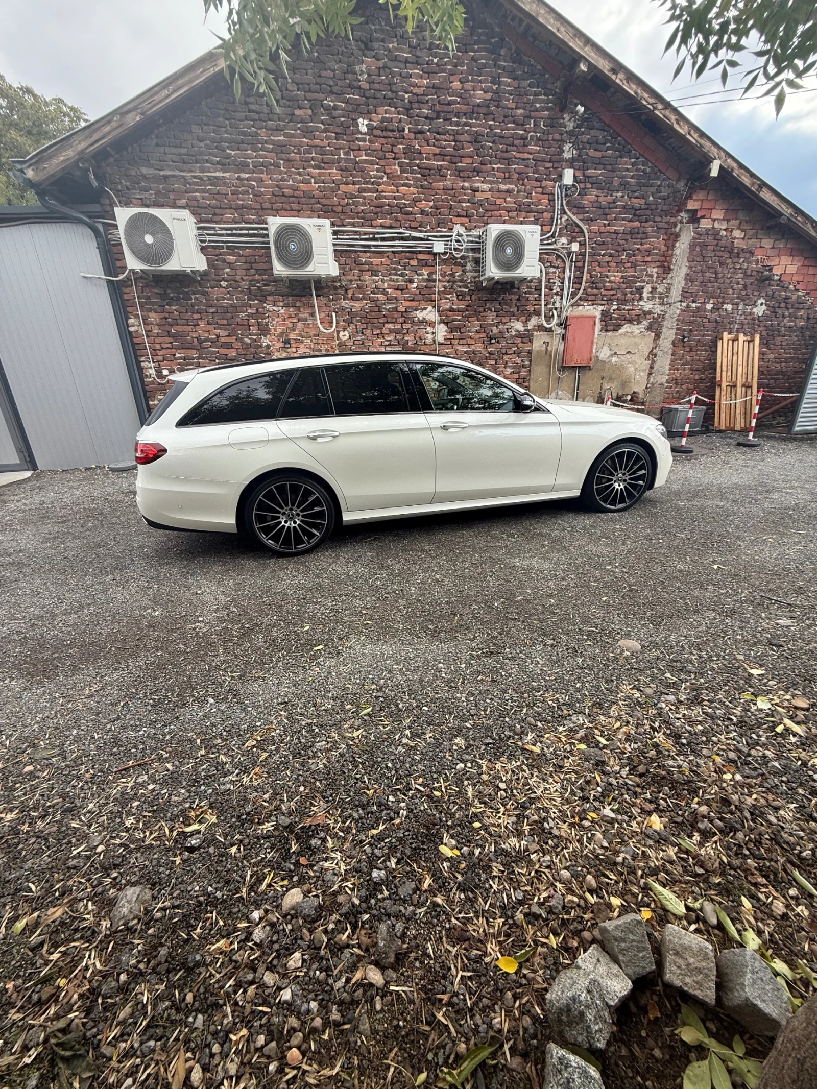 Mercedes-Benz E 400 E400d T 4M 2X AMG Line NIGHT+ P | Mobile.bg   16