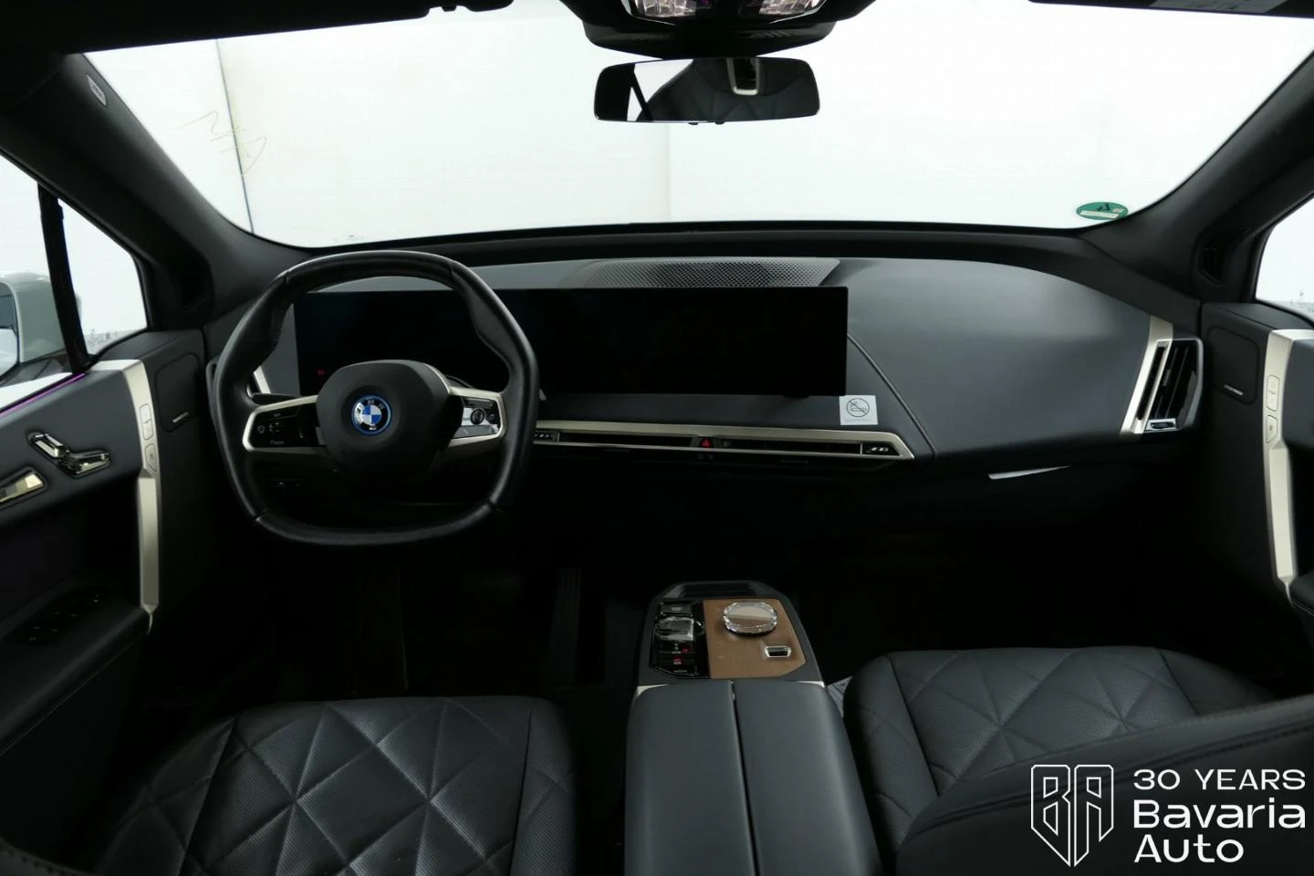 BMW iX 50 xDrive Sport Paket - изображение 6