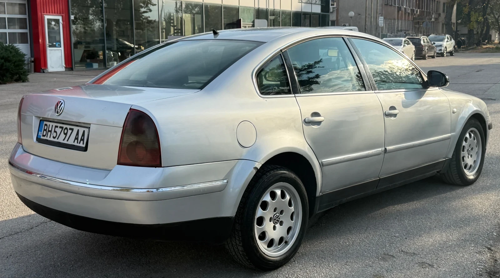 VW Passat 1.9TDI HIGHLINE | Mobile.bg   3