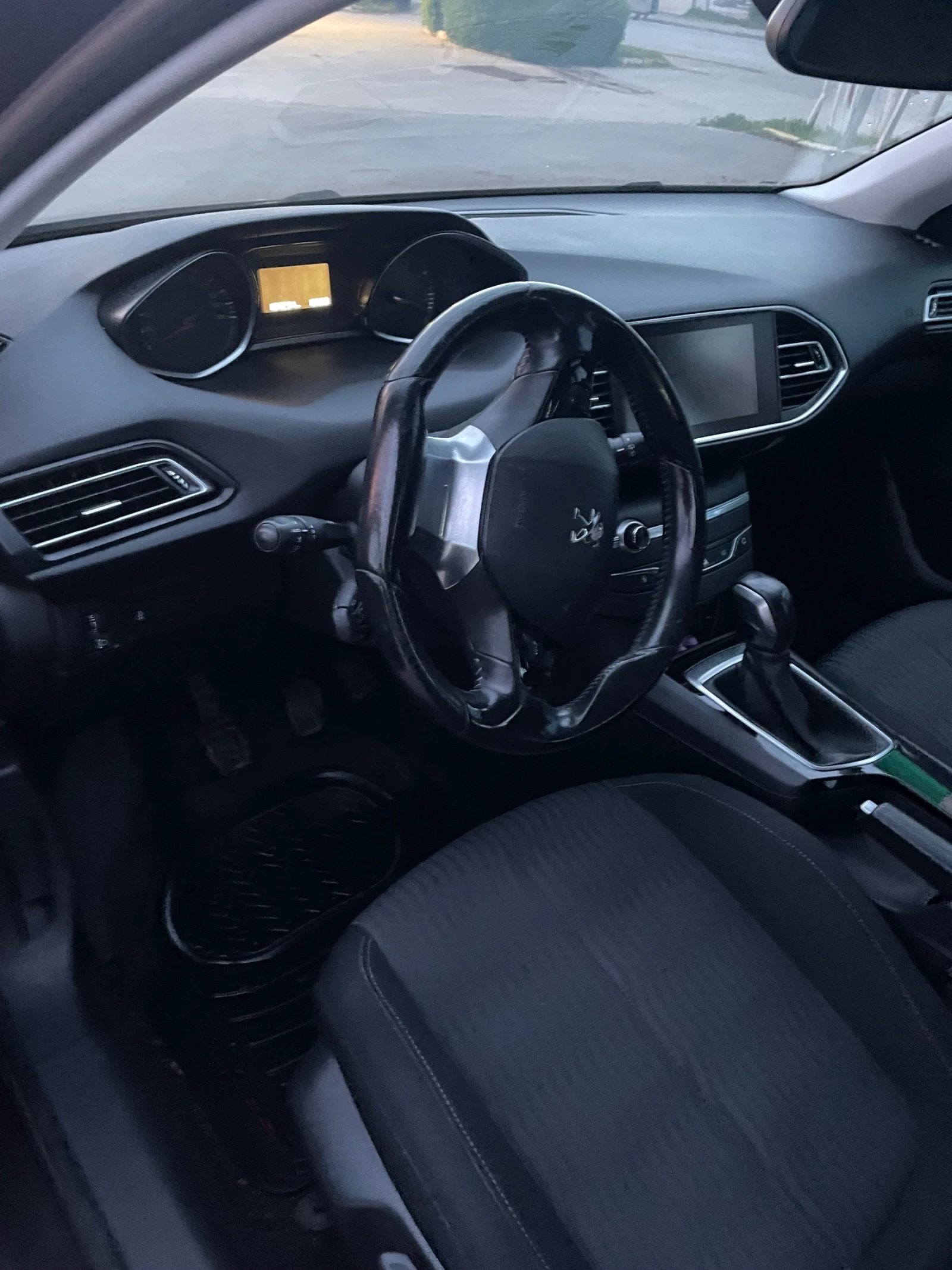 Peugeot 308 308, снимка 4 - Автомобили и джипове - 54543868