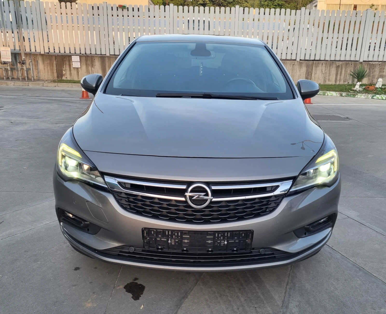 Opel Astra 1.6CDTI 110HP NAVI/LED/XENON, снимка 7 - Автомобили и джипове - 54678923