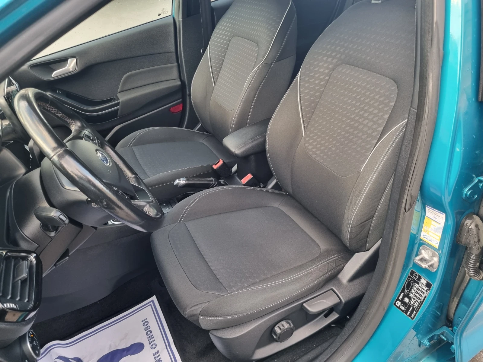Ford Fiesta 1.5TDCI TITANIUM/NAVI, снимка 10 - Автомобили и джипове - 54678923