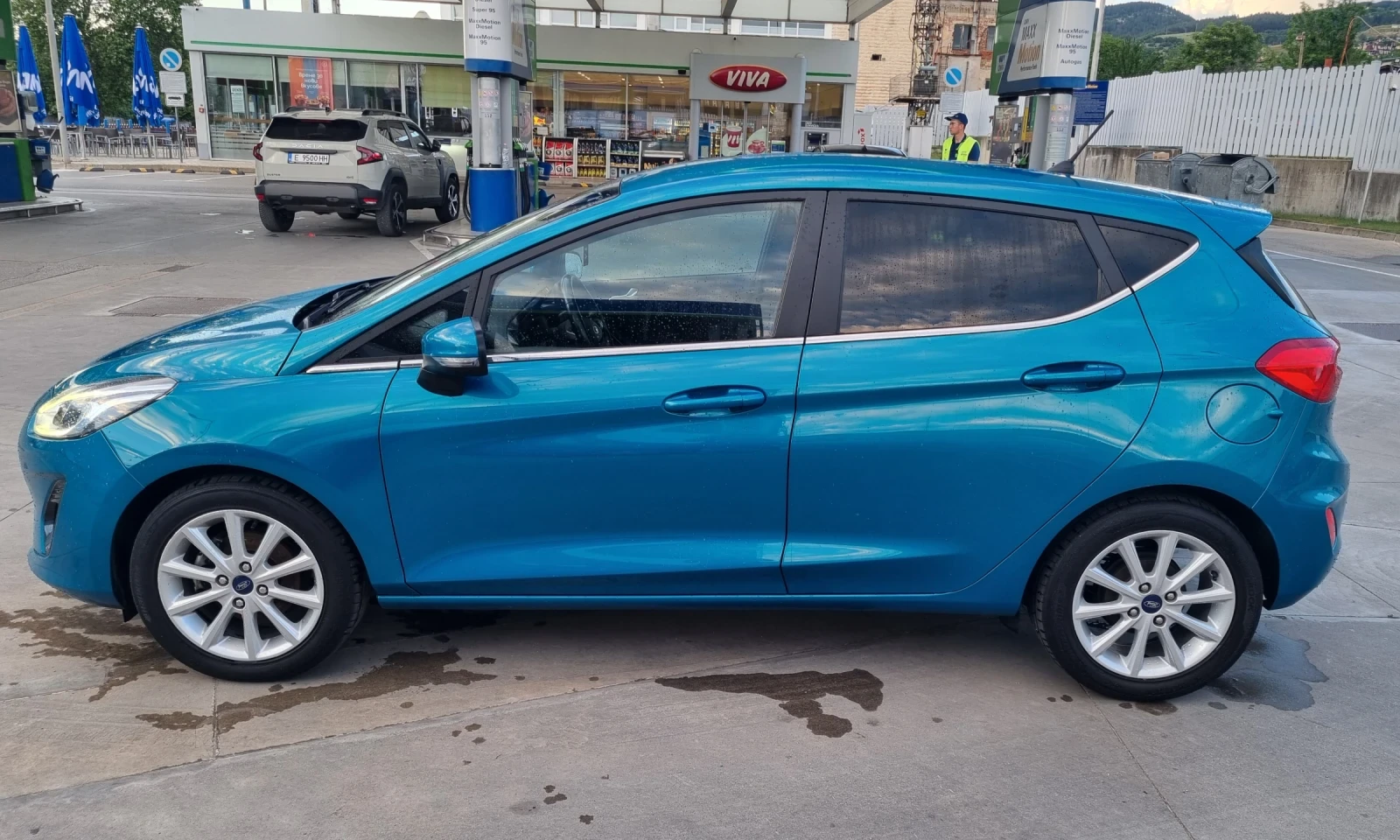 Ford Fiesta 1.5TDCI TITANIUM/NAVI, снимка 2 - Автомобили и джипове - 54678923