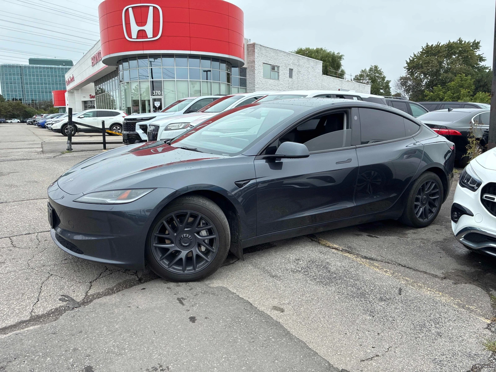Tesla Model 3 | CARFAX | АВТОФИНАНСИРАНЕ, снимка 3 - Автомобили и джипове - 55931131