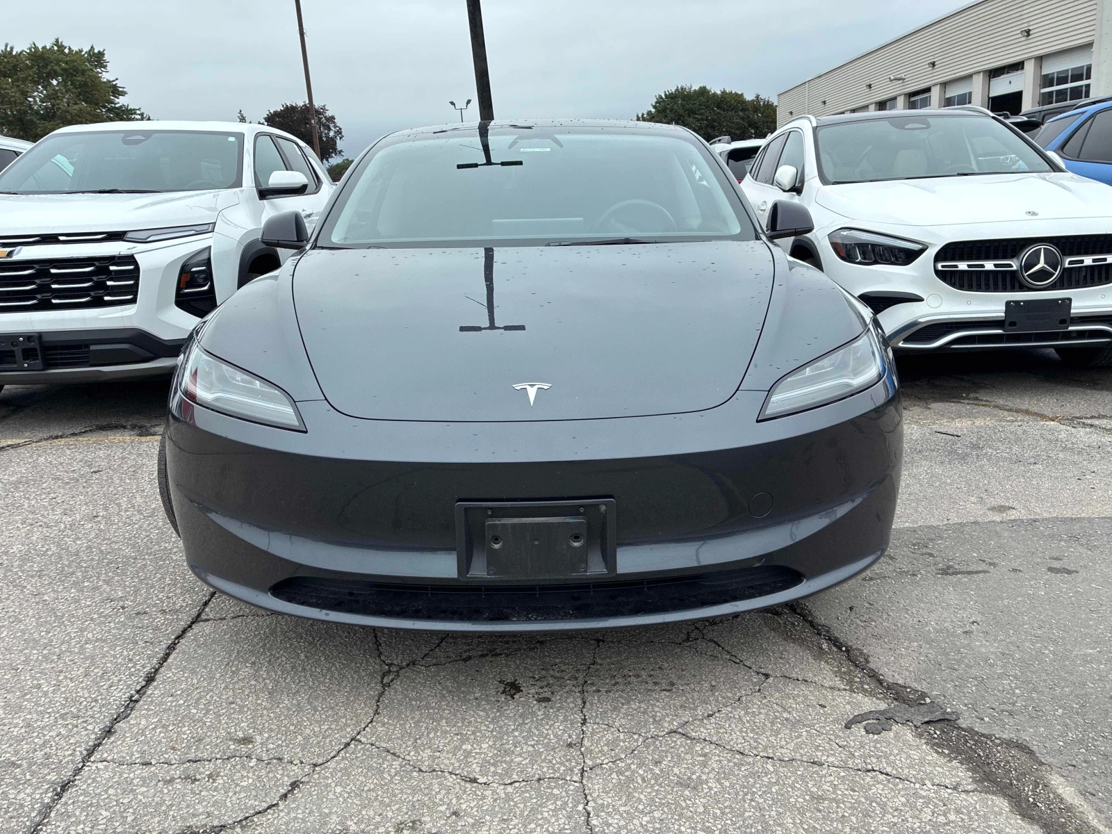 Tesla Model 3 | CARFAX | АВТОФИНАНСИРАНЕ, снимка 2 - Автомобили и джипове - 55931131
