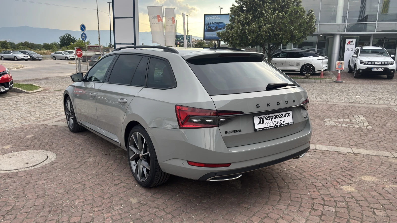 Skoda Superb 2000куб. / 200 к.с. 4x4, снимка 7 - Автомобили и джипове - 56105673