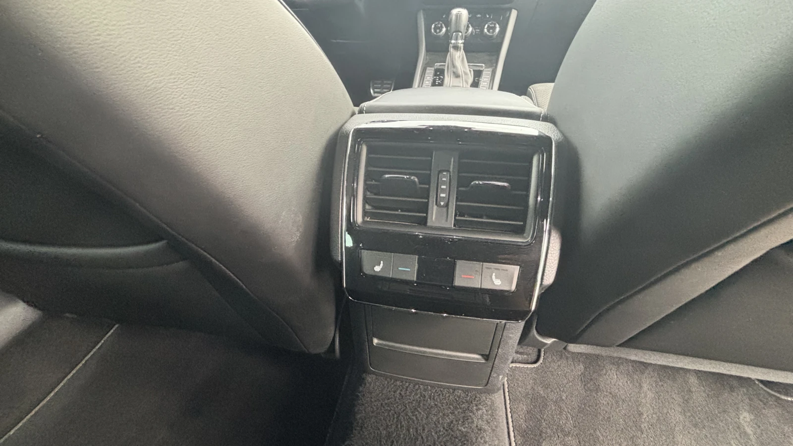 Skoda Superb 2000куб. / 200 к.с. 4x4, снимка 12 - Автомобили и джипове - 56105673