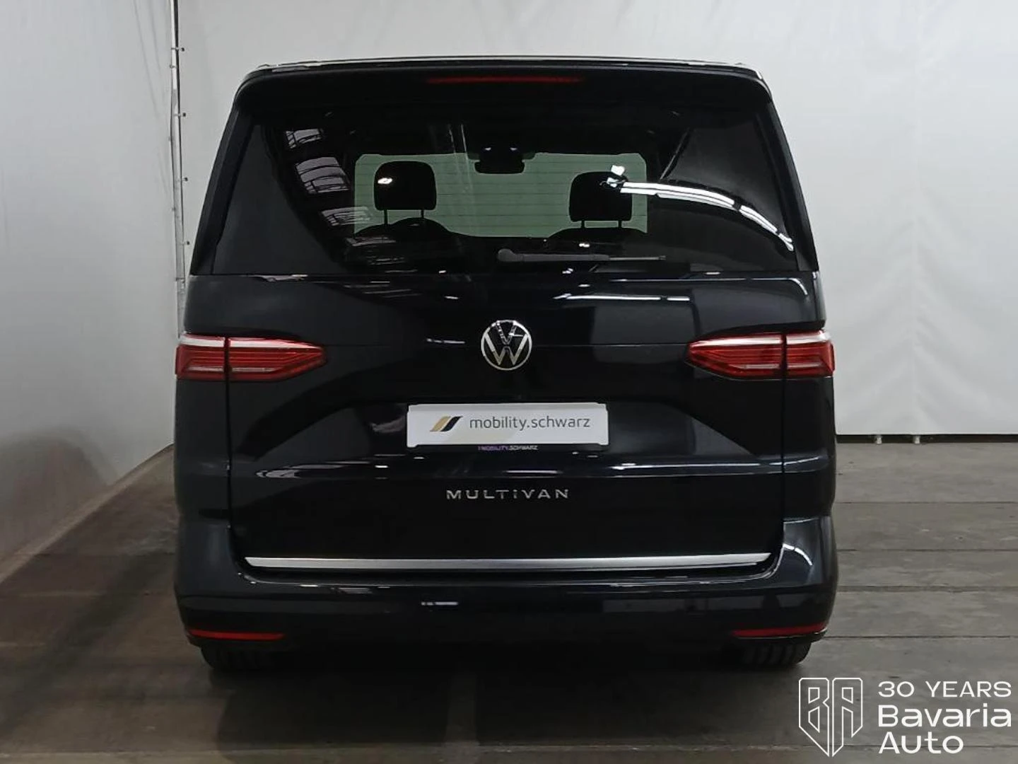 VW Multivan lang Style DSG Easy Open Basic, снимка 3 - Автомобили и джипове - 56333250