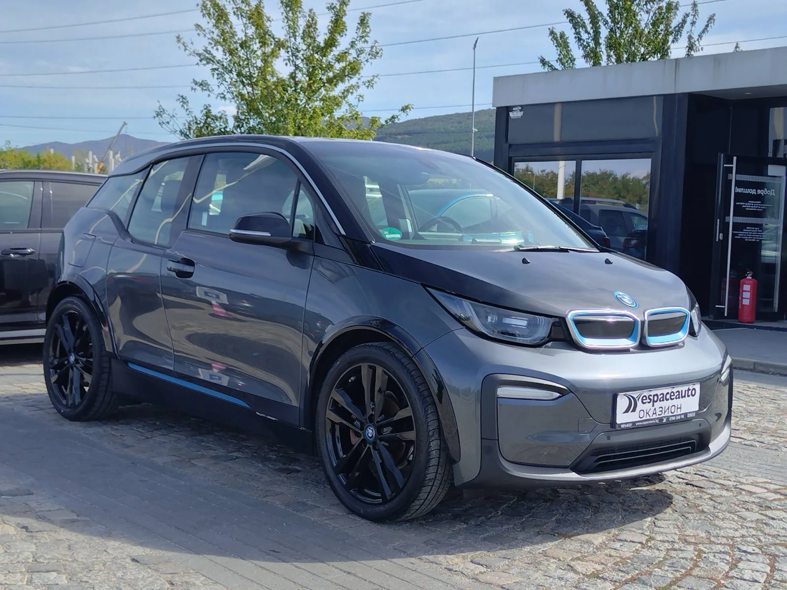 BMW i3 120Ah/170 к.с., снимка 3 - Автомобили и джипове - 56354507