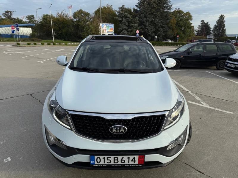 Kia Sportage 1.7///Panorama///Navi///Kamera///Face///, снимка 3 - Автомобили и джипове - 47549971