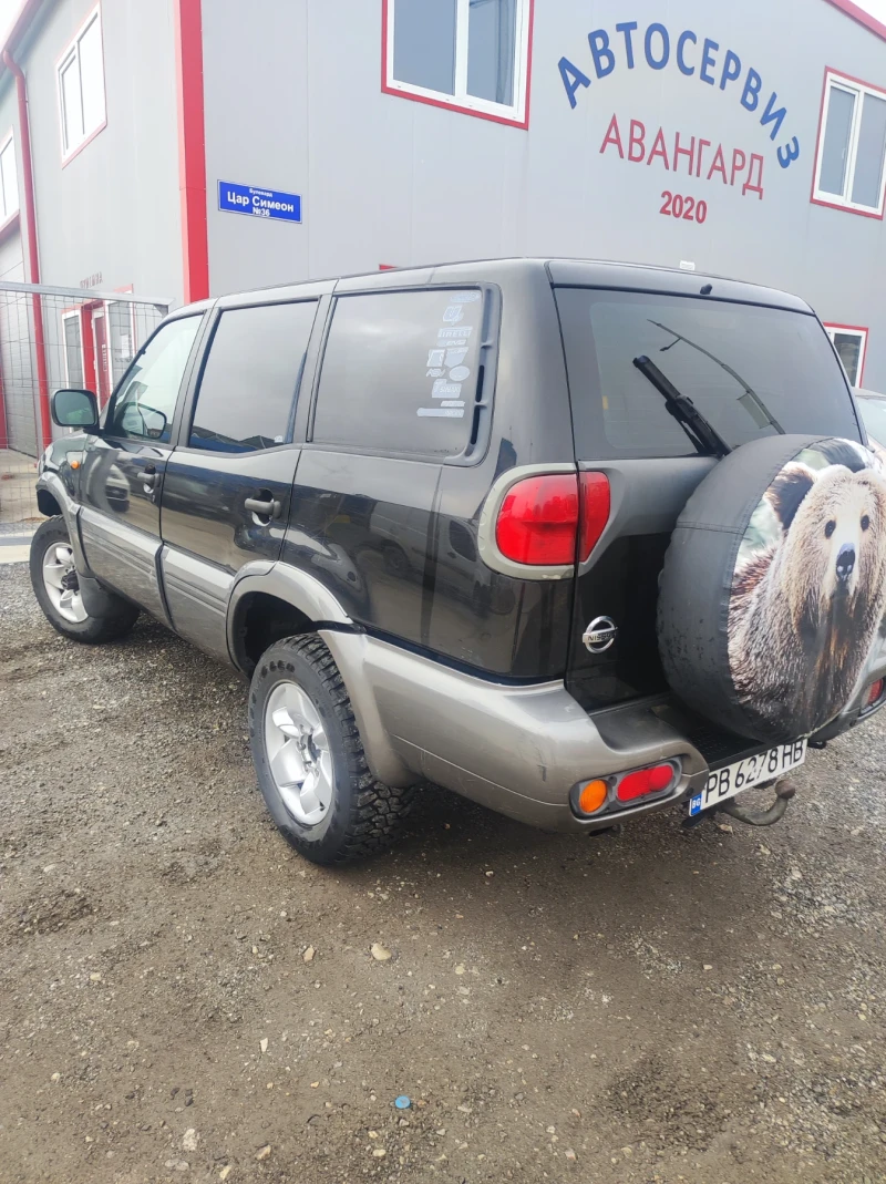 Nissan Terrano, снимка 1 - Автомобили и джипове - 48770113