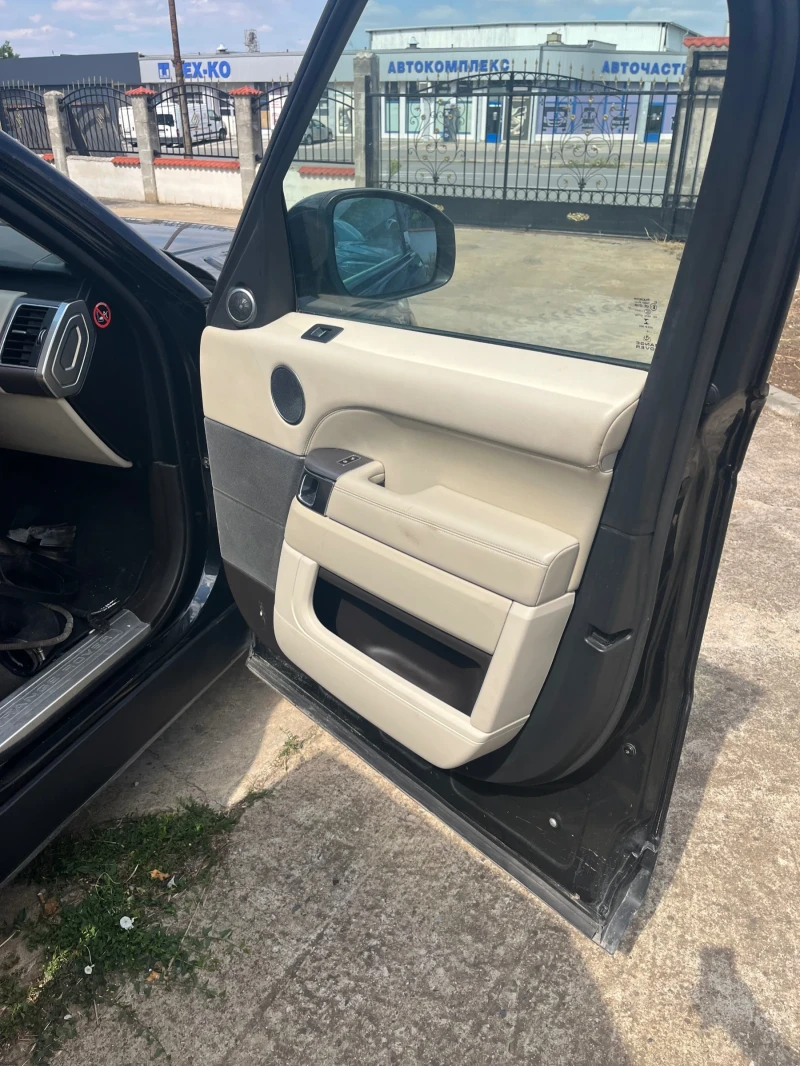 Land Rover Range Rover Sport, снимка 3 - Автомобили и джипове - 51468821
