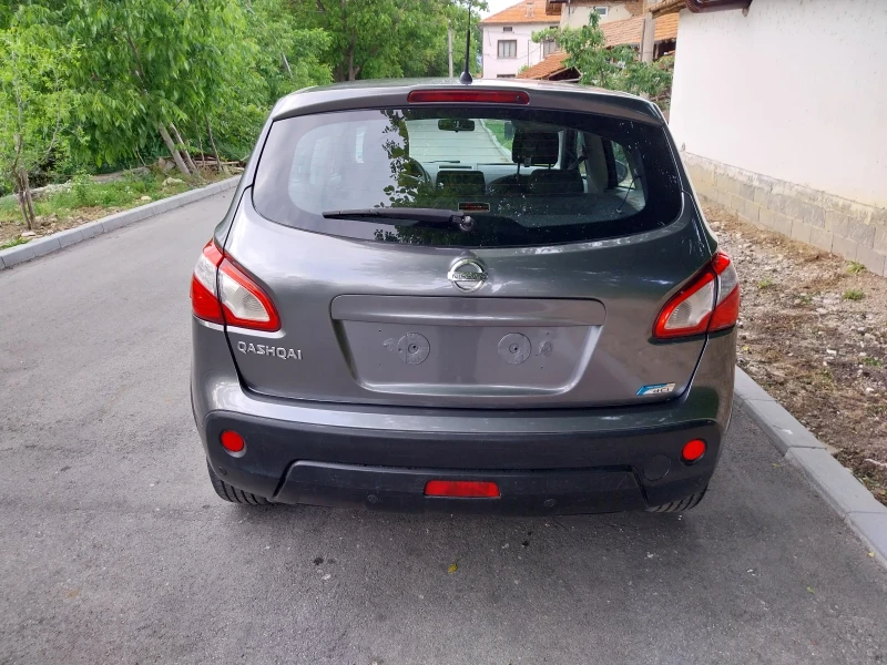Nissan Qashqai, снимка 4 - Автомобили и джипове - 52420115