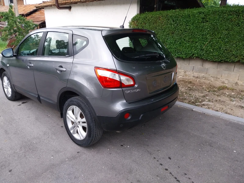 Nissan Qashqai, снимка 3 - Автомобили и джипове - 52420115