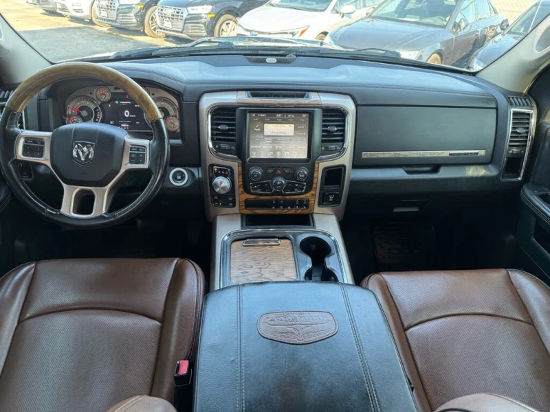 Dodge RAM 1500 Laramie Longhorn ПОДГРЕВ* ОБДУХВАНЕ* KEYLESS* CAM*, снимка 16 - Автомобили и джипове - 52494981