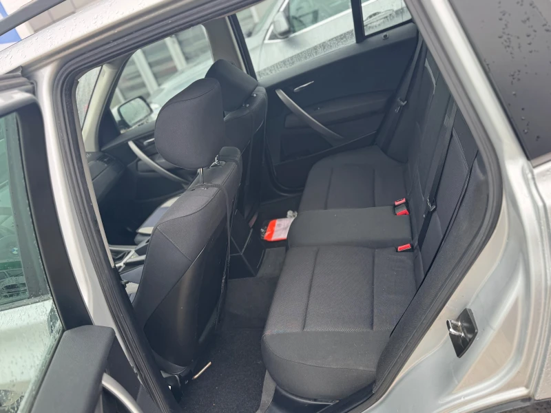 BMW X3 Сервизна книжка, снимка 4 - Автомобили и джипове - 52903607