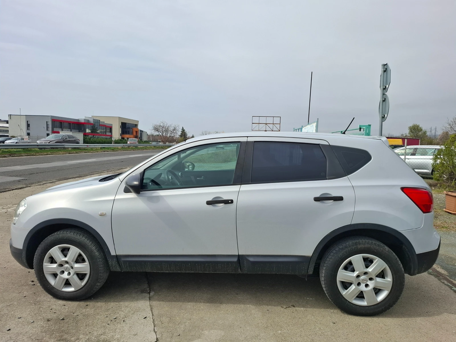 Nissan Qashqai 1, 5 DCi Италия - изображение 3