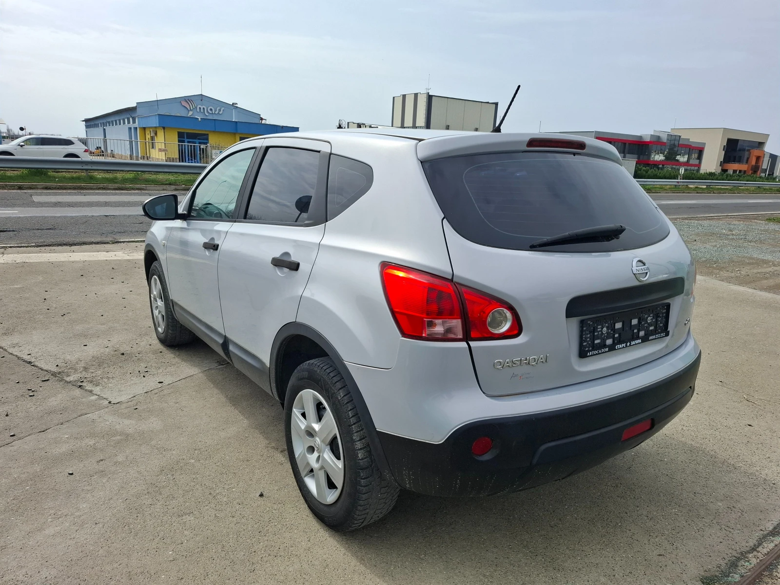 Nissan Qashqai 1, 5 DCi Италия - изображение 5