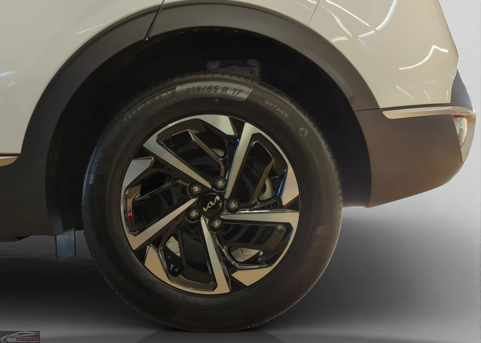 Kia Sportage 1.6T/HYBRID/215HP/VISION/NAVI/CAM/CARPLAY/H&B/170f - изображение 9