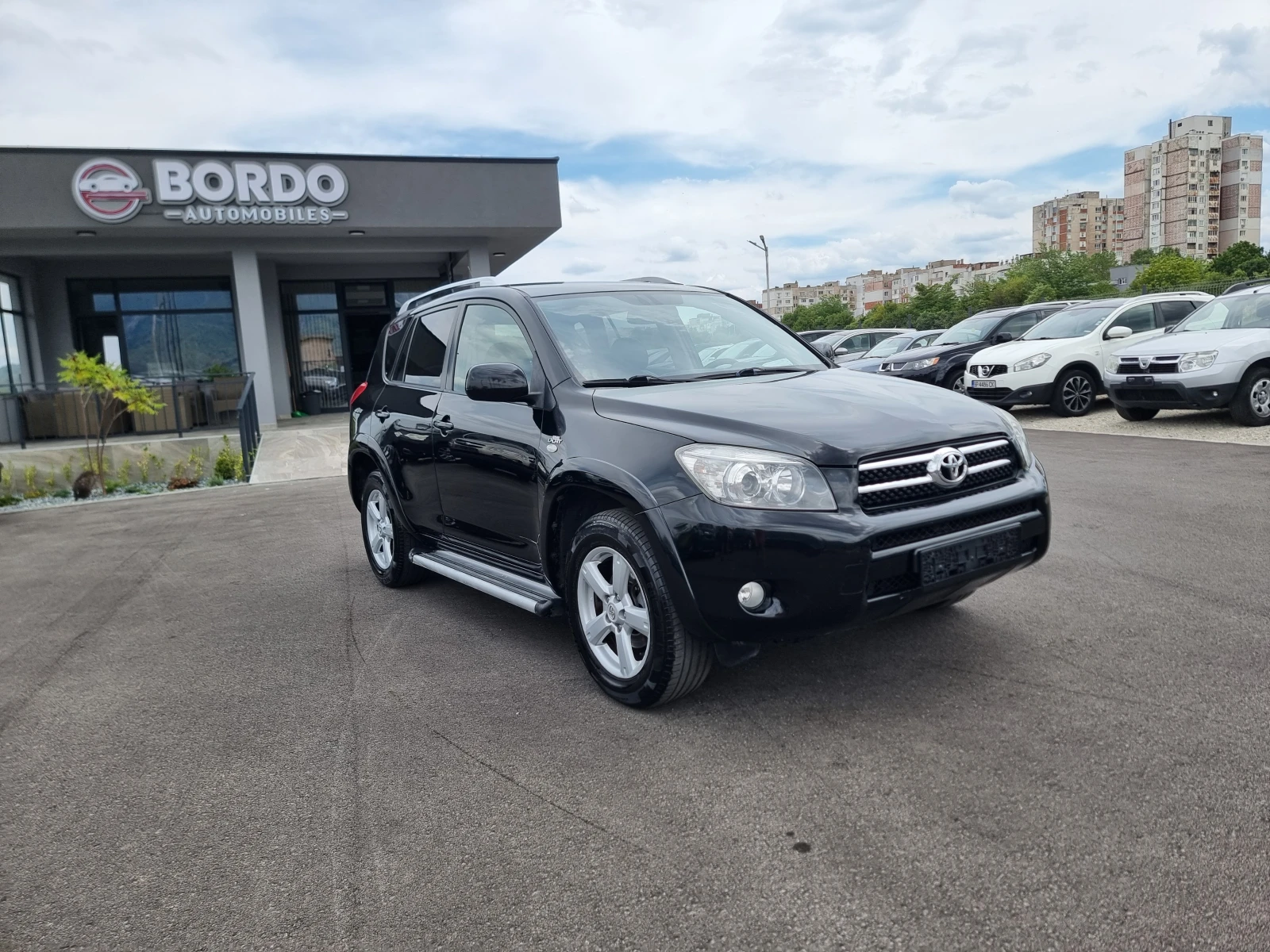 Toyota Rav4 2.2D4D - изображение 8