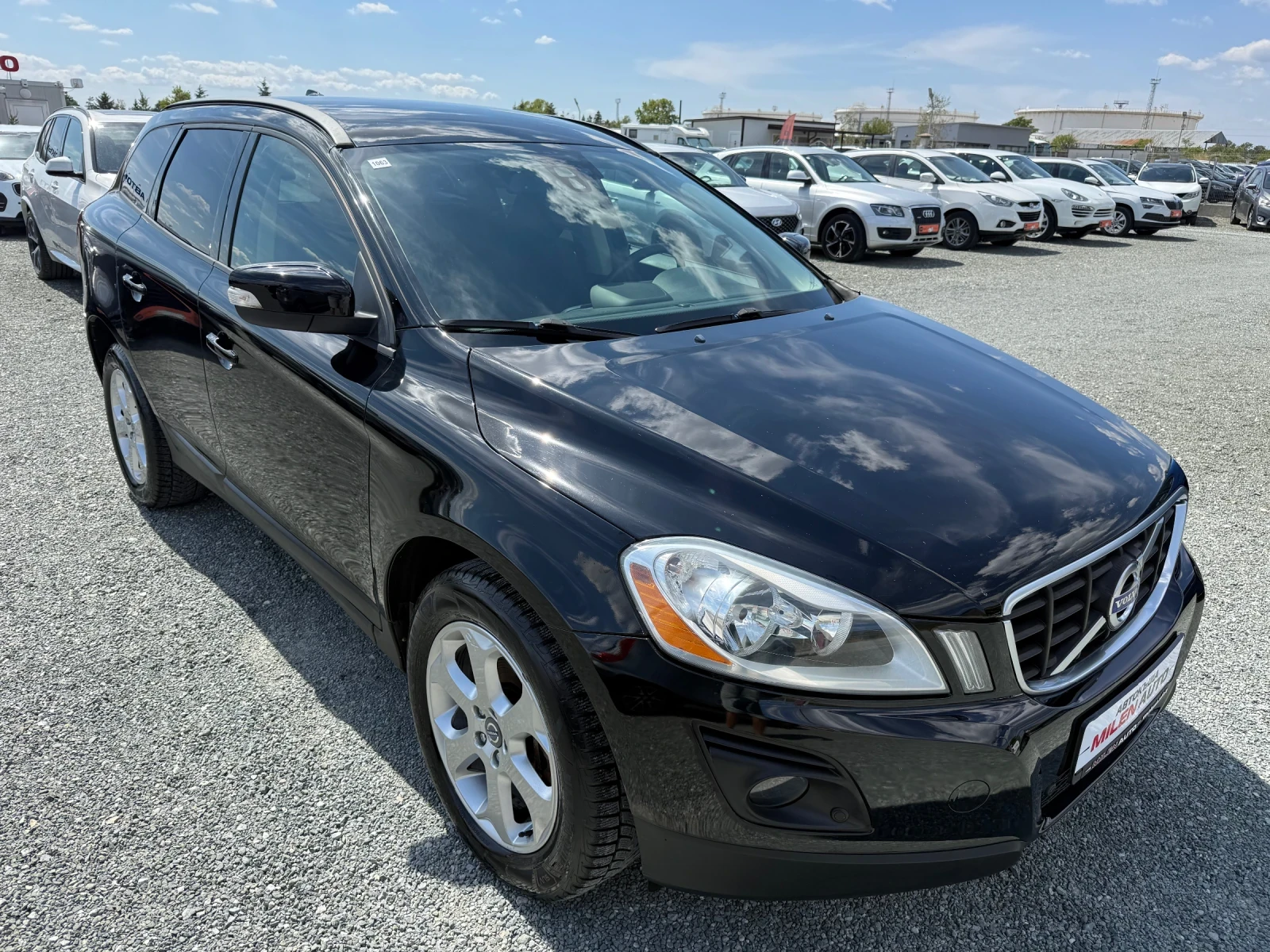 Volvo XC60 (KATO НОВА)^(4x4) - изображение 3