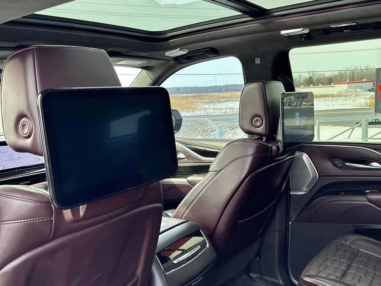 Cadillac Escalade Sport Platinum* DISTRONIC* NIGHTVISION* ОБДУХВАНЕ*, снимка 12 - Автомобили и джипове - 53733916