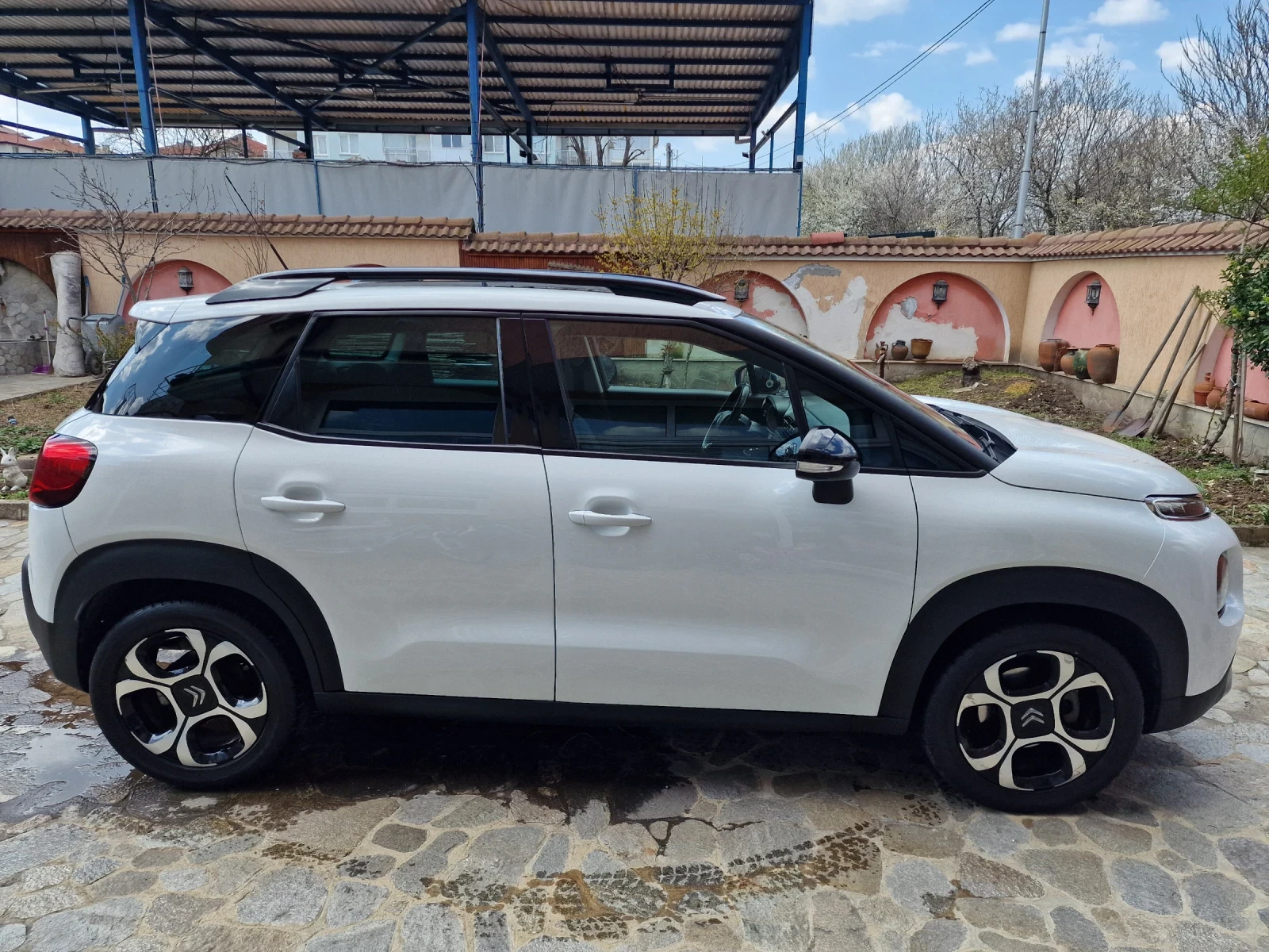Citroen C3 Aircross  1.2i-NAVY/LED/PANORAMA/100% реални км, снимка 3 - Автомобили и джипове - 53978997
