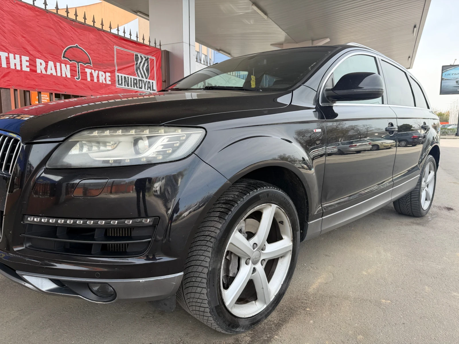 Audi Q7 3.0D* LED* 2012г* НА* ПРУЖИНИ, снимка 3 - Автомобили и джипове - 54204855