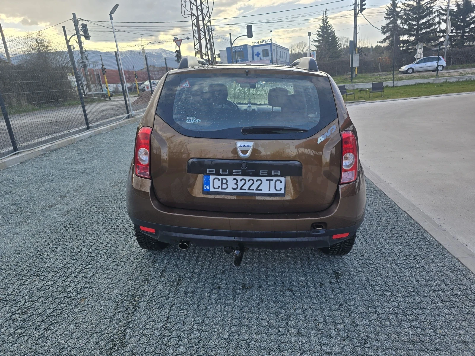Dacia Duster 4х4, снимка 4 - Автомобили и джипове - 54254552