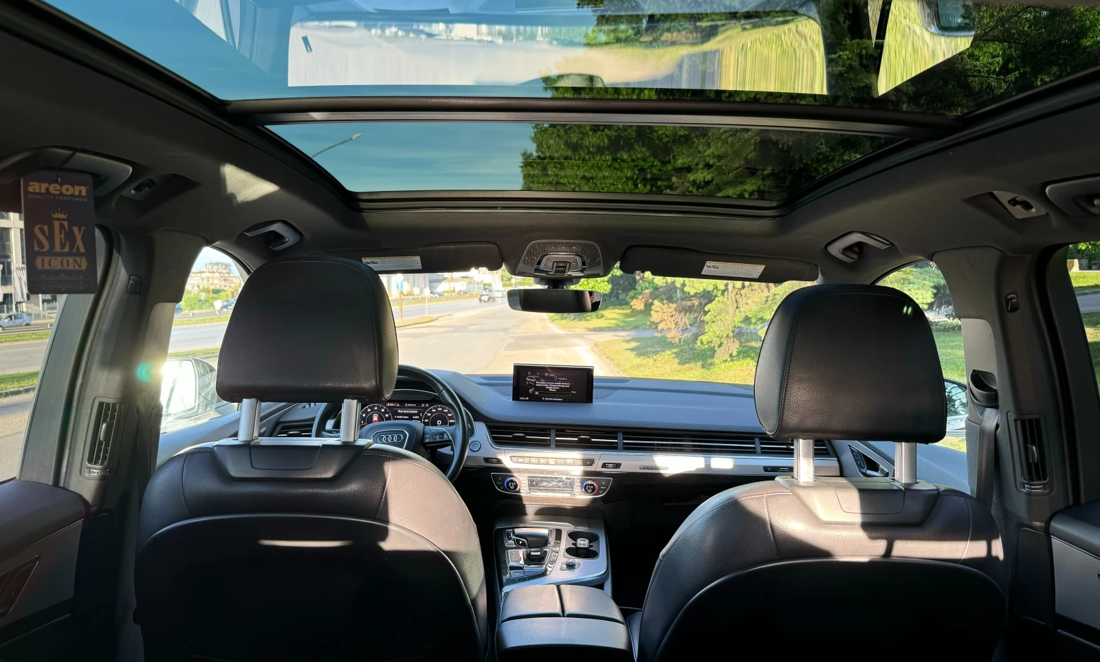 Audi Q7 S Line, снимка 16 - Автомобили и джипове - 55211636