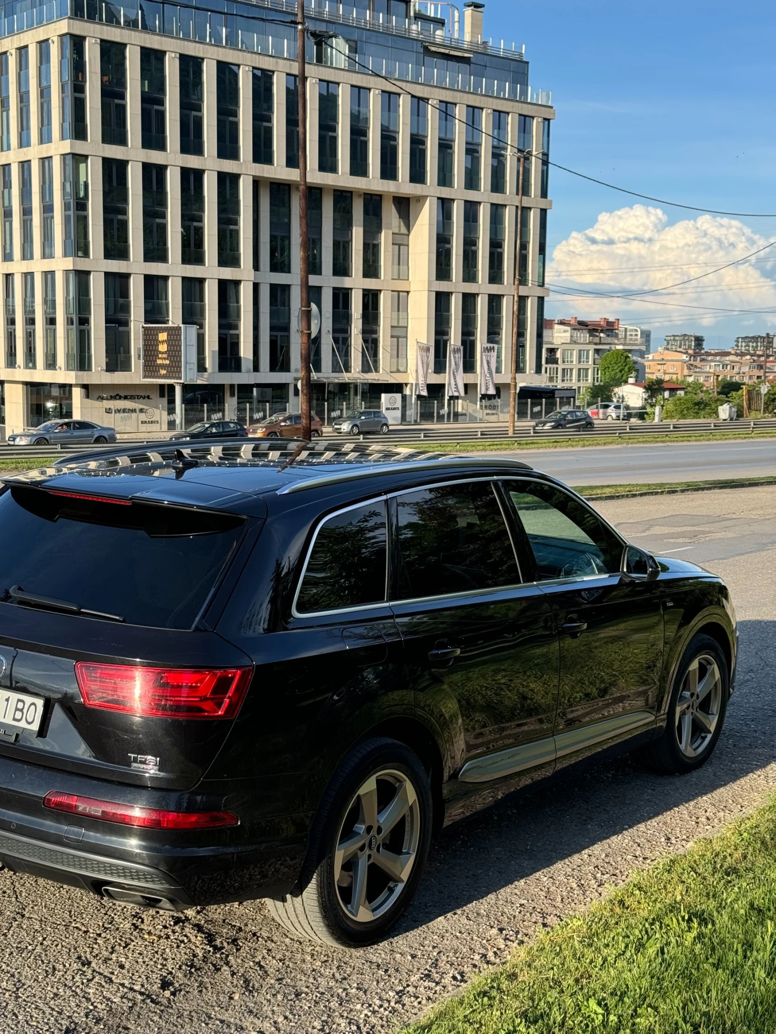 Audi Q7 S Line, снимка 4 - Автомобили и джипове - 55211636