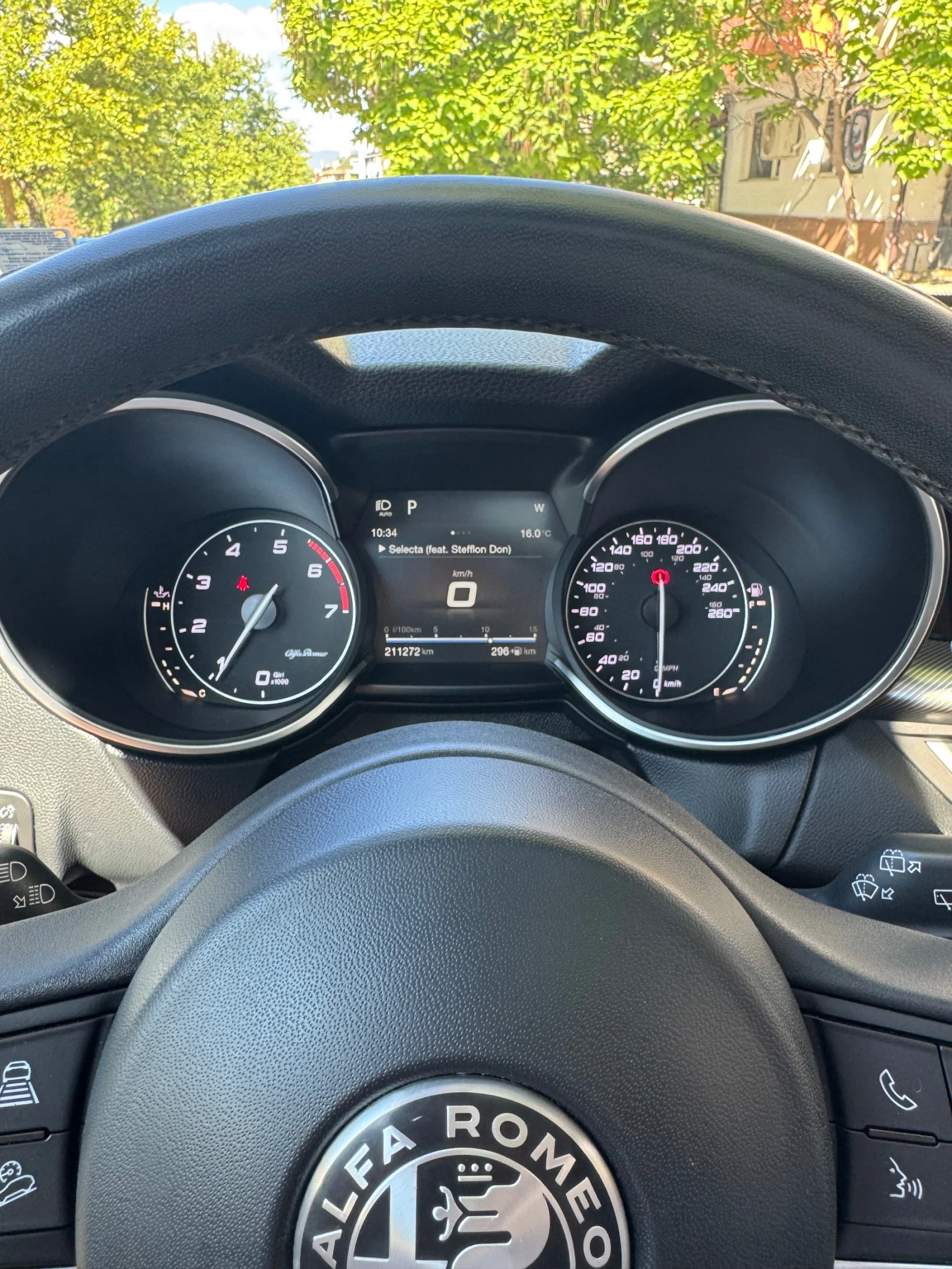 Alfa Romeo Stelvio, снимка 16 - Автомобили и джипове - 55235263