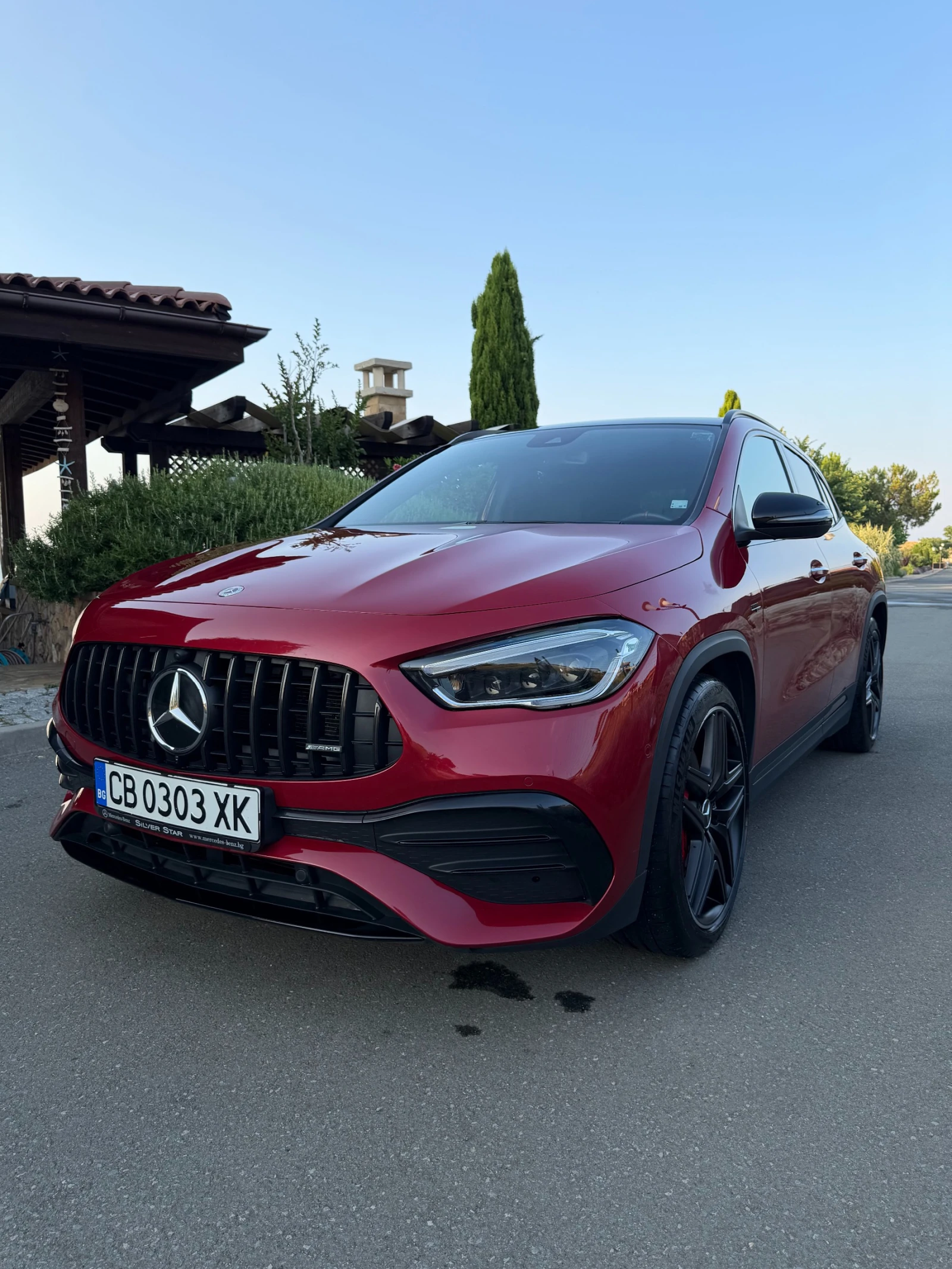 Mercedes-Benz GLA 35 AMG 4MATIC Night Package, снимка 2 - Автомобили и джипове - 55353564