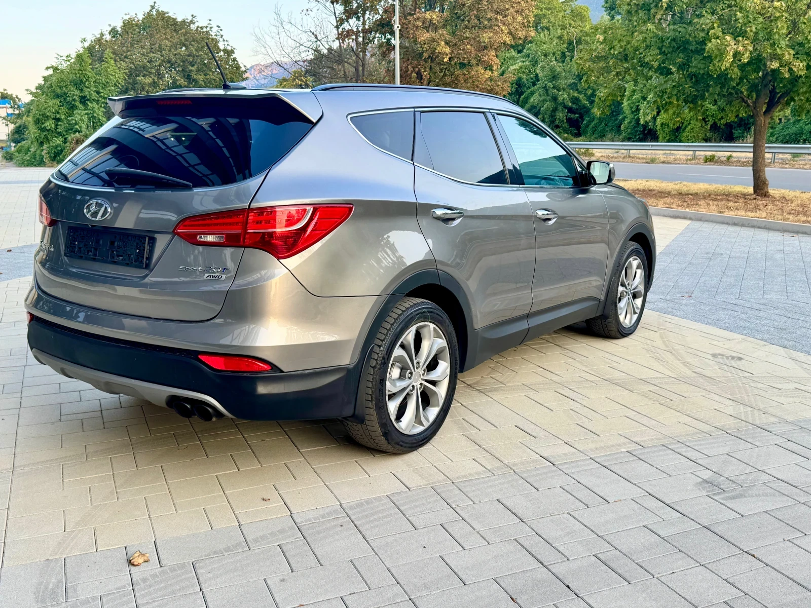 Hyundai Santa fe 2.0Т, снимка 7 - Автомобили и джипове - 55637128