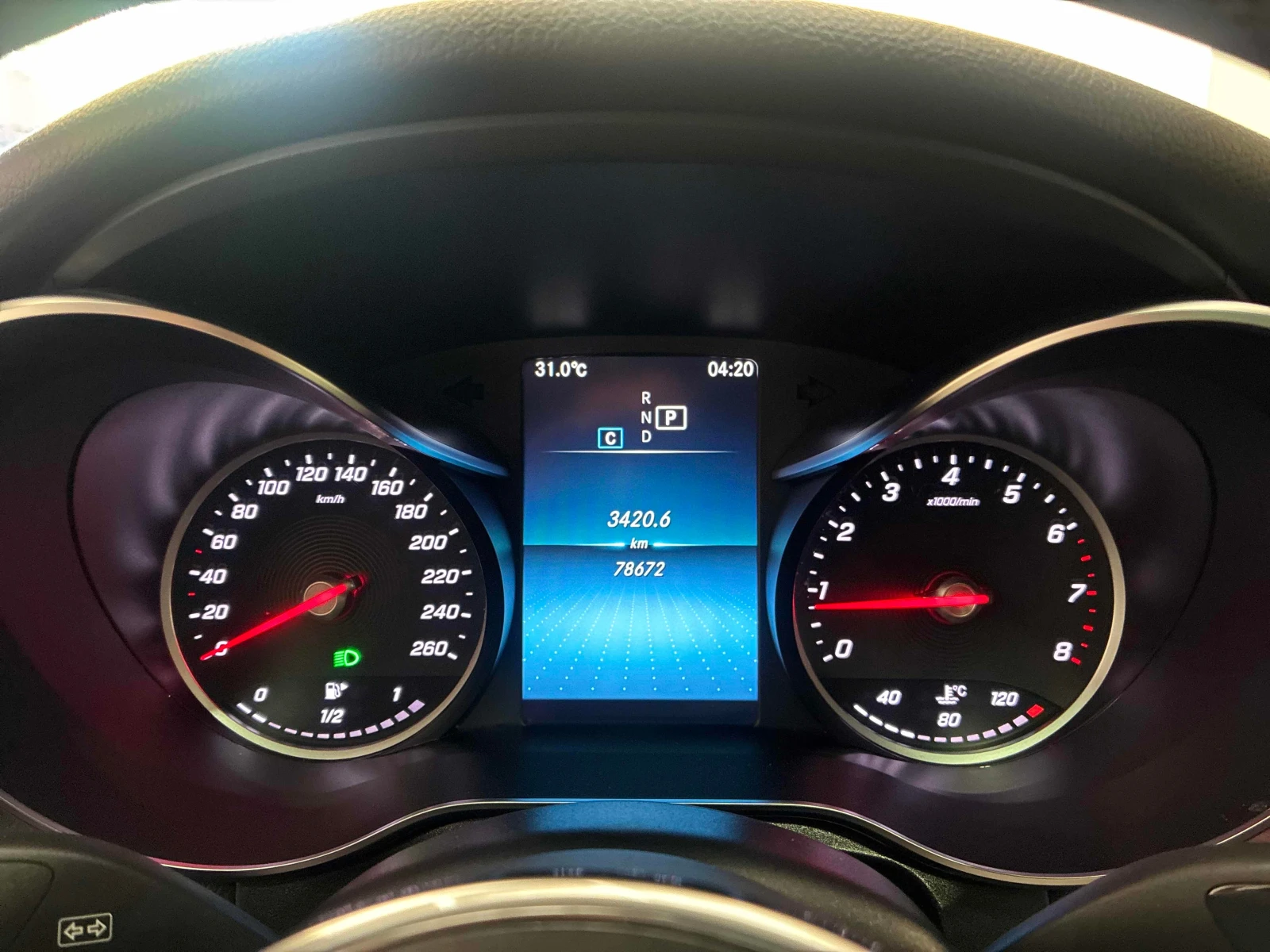 Mercedes-Benz GLC 300  * CARFAX * ОПЦИЯ ЗА ФИНАНСИРАНЕ, снимка 8 - Автомобили и джипове - 55839936