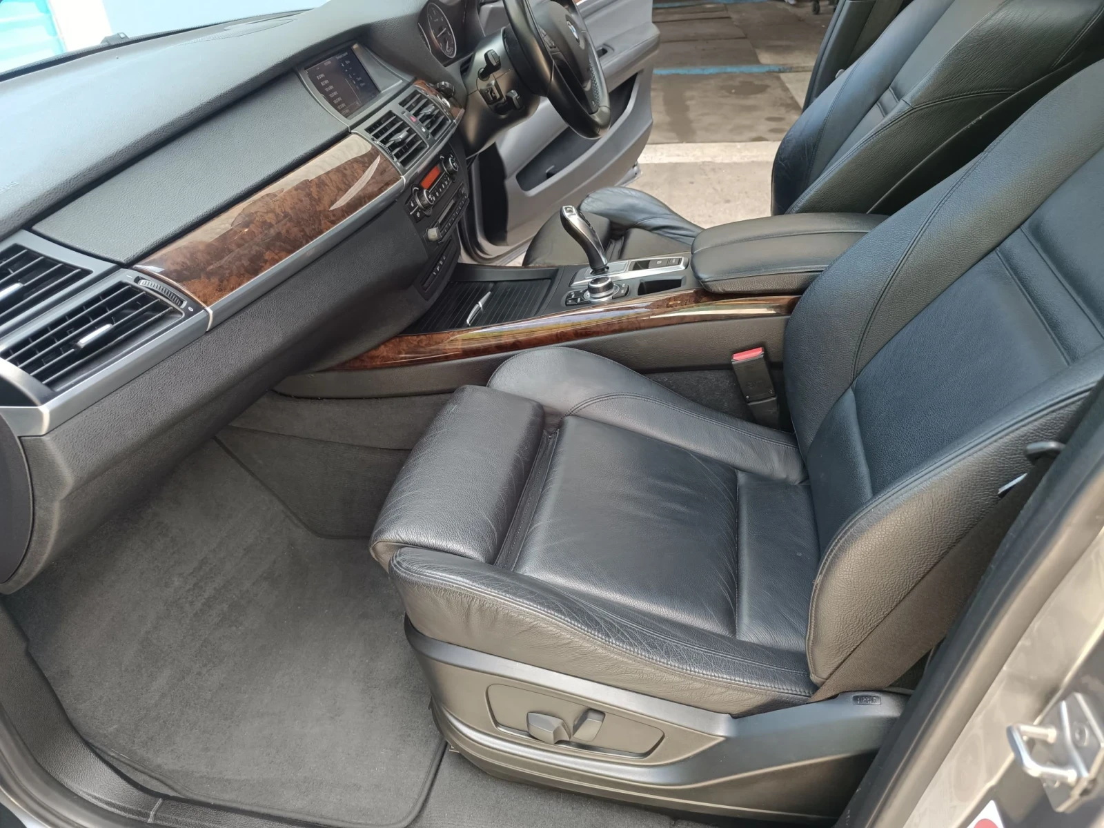 BMW X5 4.0 D M Pack Vacuum Panorama, снимка 16 - Автомобили и джипове - 55904991