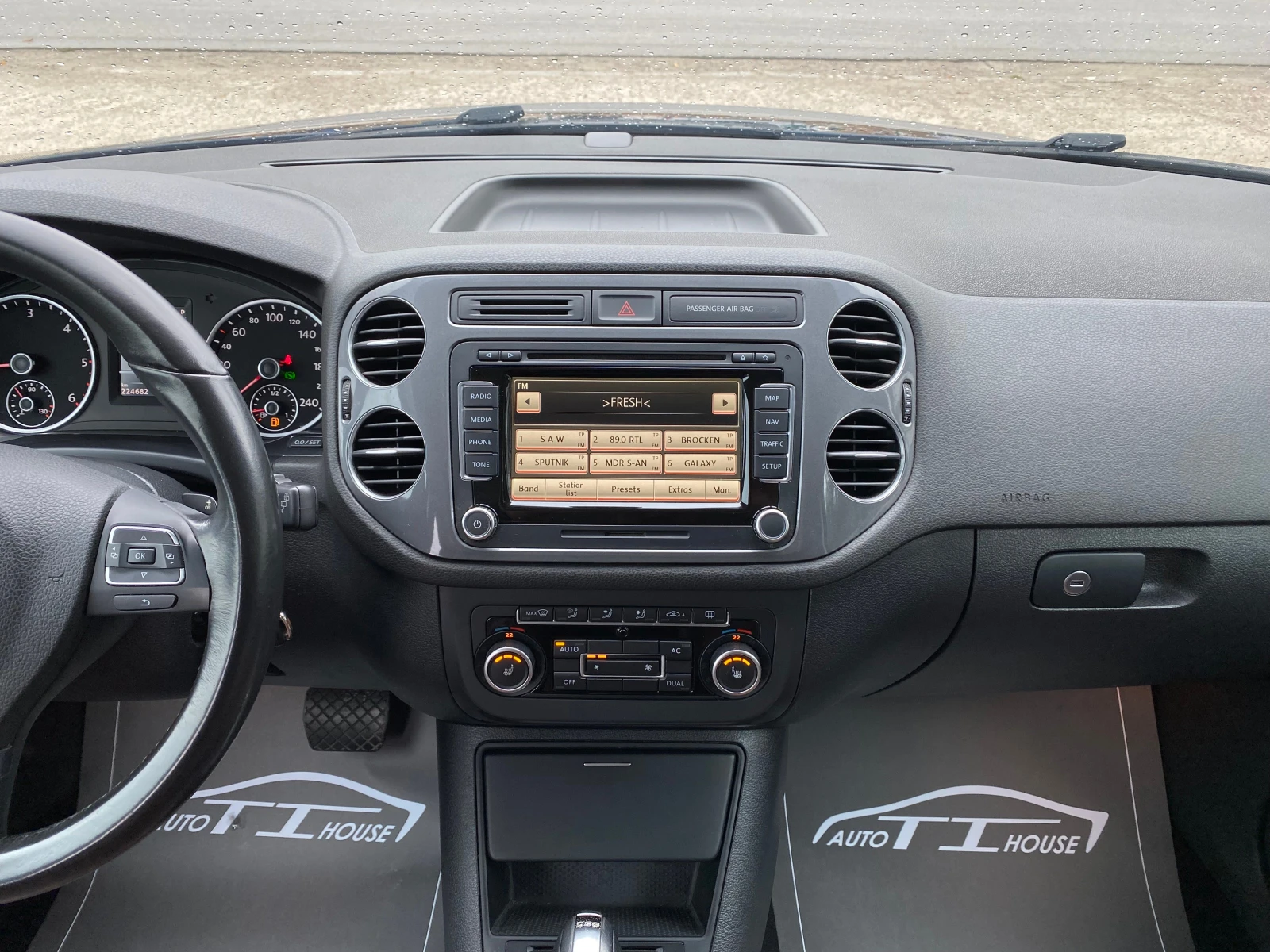 VW Tiguan 4Motion* Pano* DYNAUDIO* ���� ���*  | Mobile.bg � ����������� 12