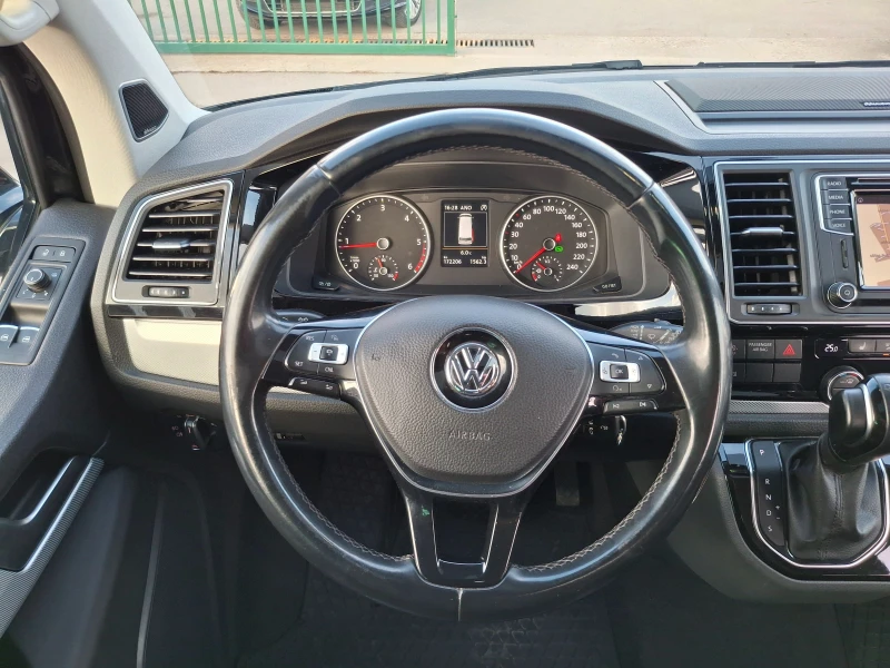 VW Multivan 2.0 TDI* 200 к.с, HIGHLINE, 4 MOTION, FULL EXTRI, снимка 11 - Бусове и автобуси - 49131500