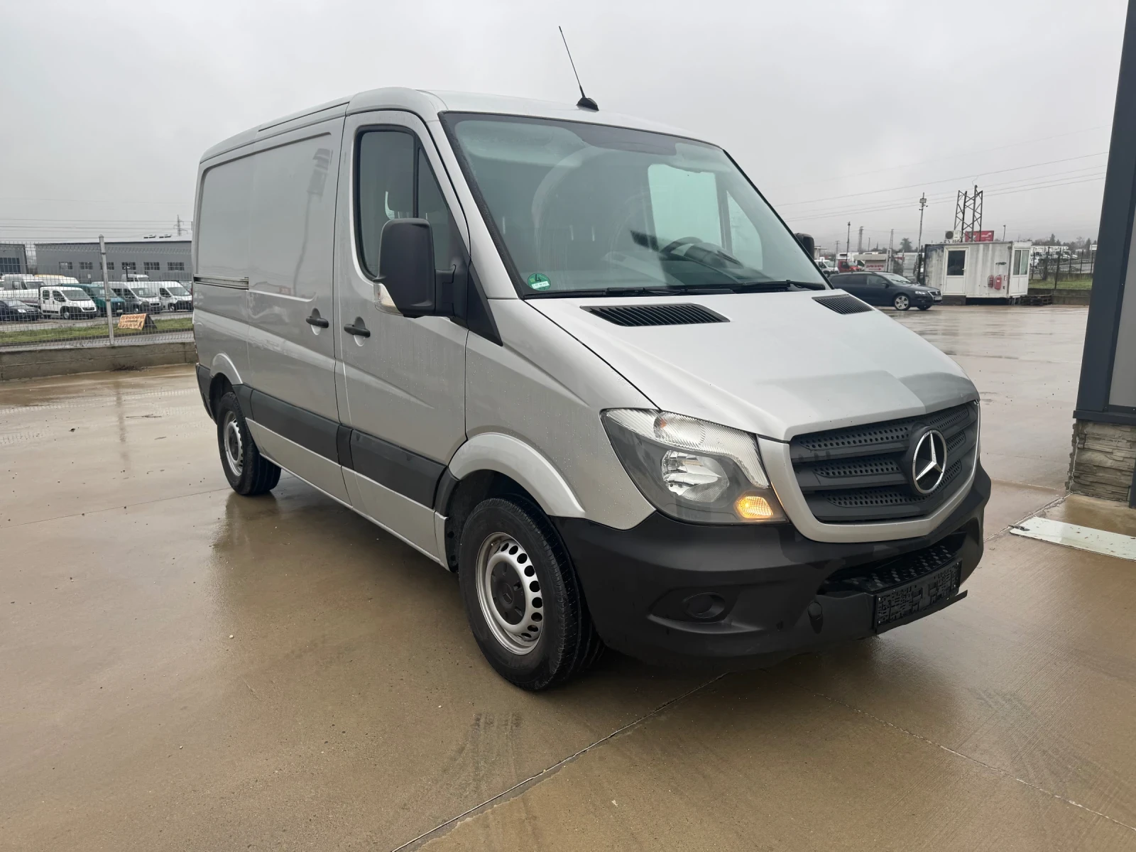 Mercedes-Benz Sprinter 313  - изображение 2