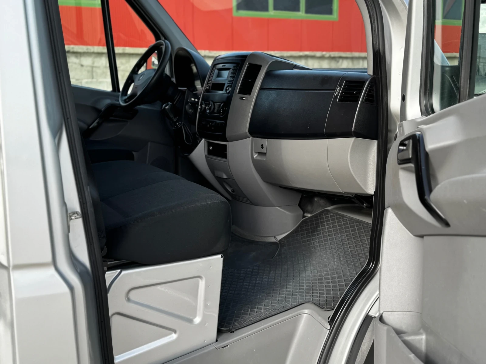 Mercedes-Benz Sprinter 313  - изображение 9