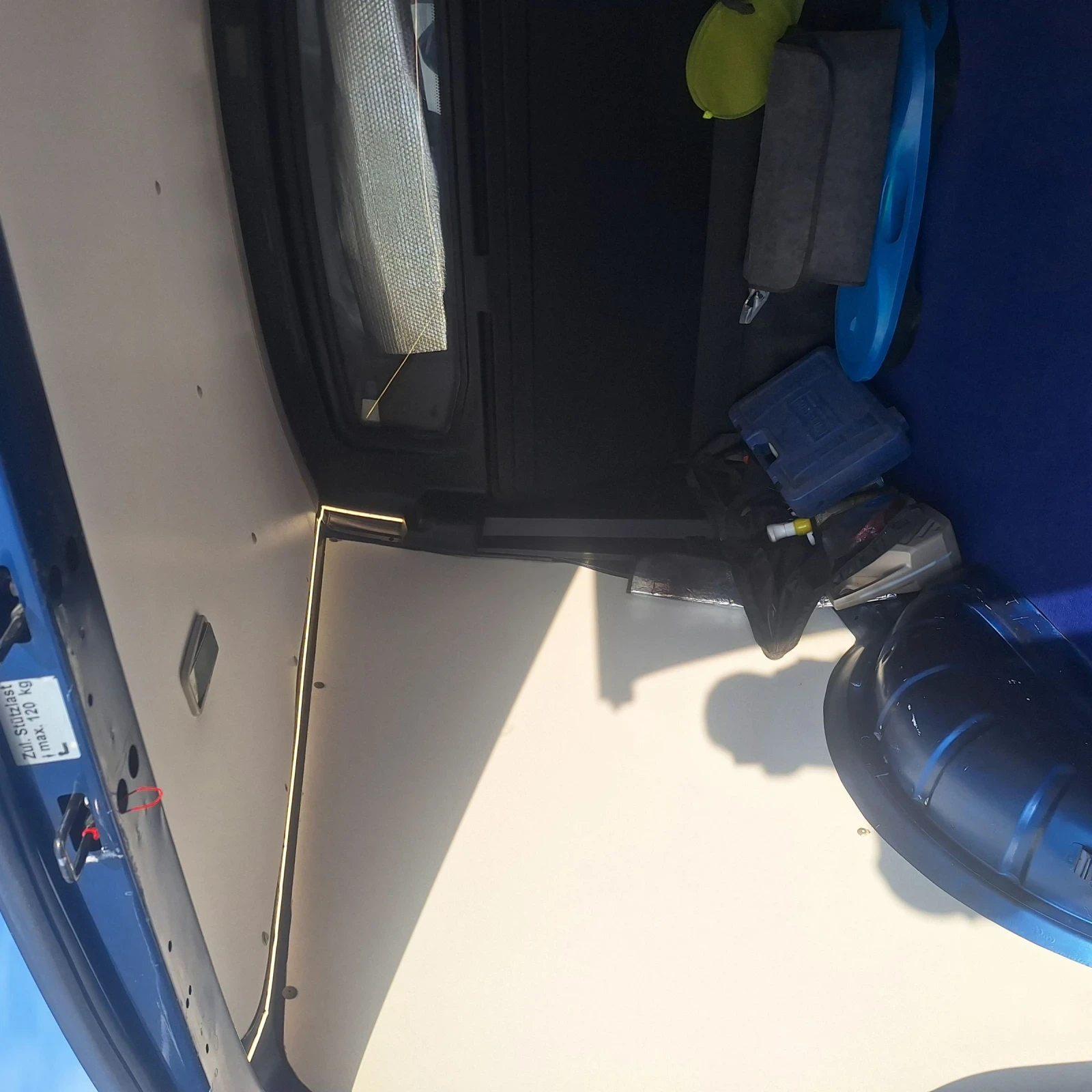 VW T5 2.0 TDI, снимка 3 - Бусове и автобуси - 55179314