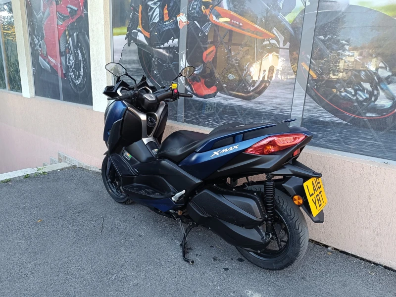 Yamaha X-max 300 LED ABS, снимка 10 - Мотоциклети и мототехника - 51767642