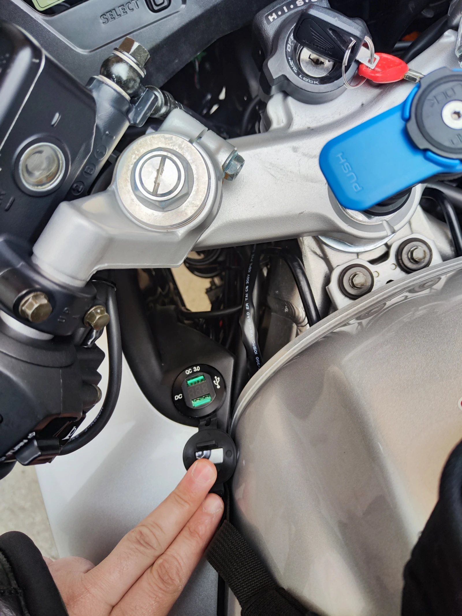 Honda Vfr 800 RC46, снимка 11 - Мотоциклети и мототехника - 54335781