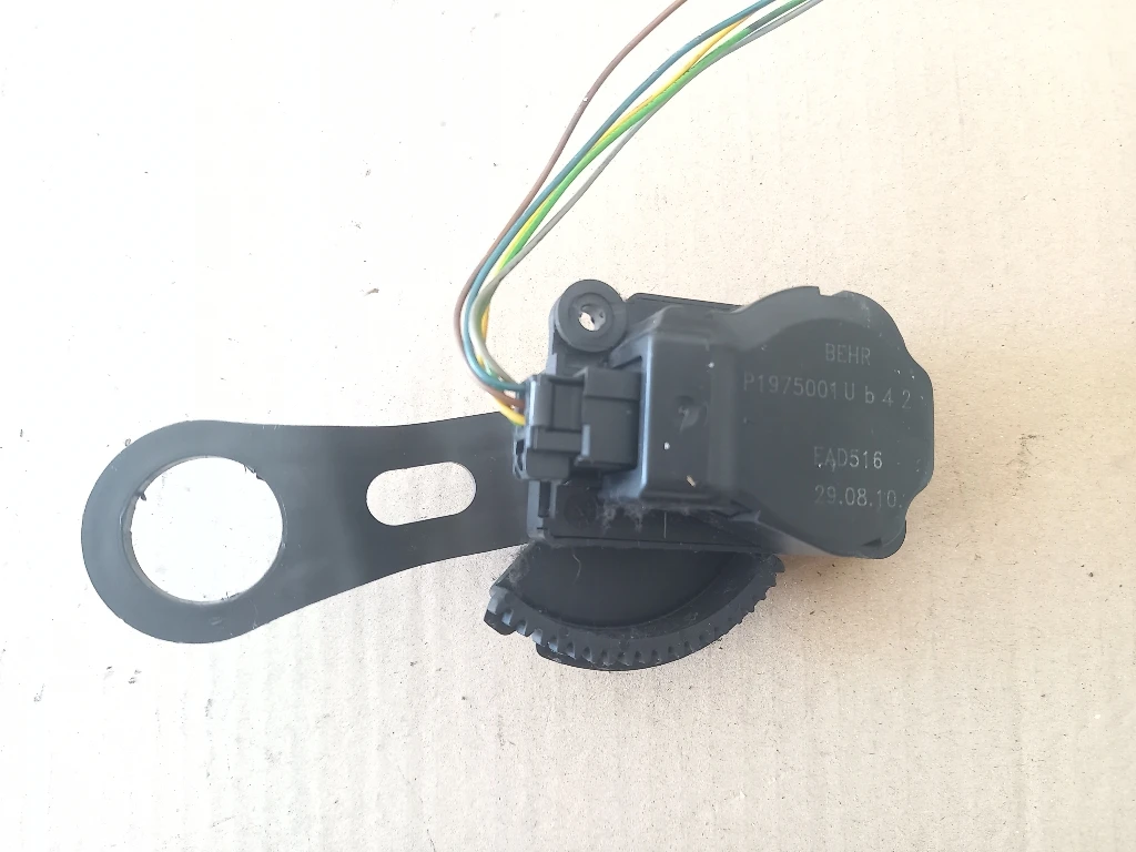 �� ����� ����� ���� 5008 1.6��� (1) | Mobile.bg � ����������� 1