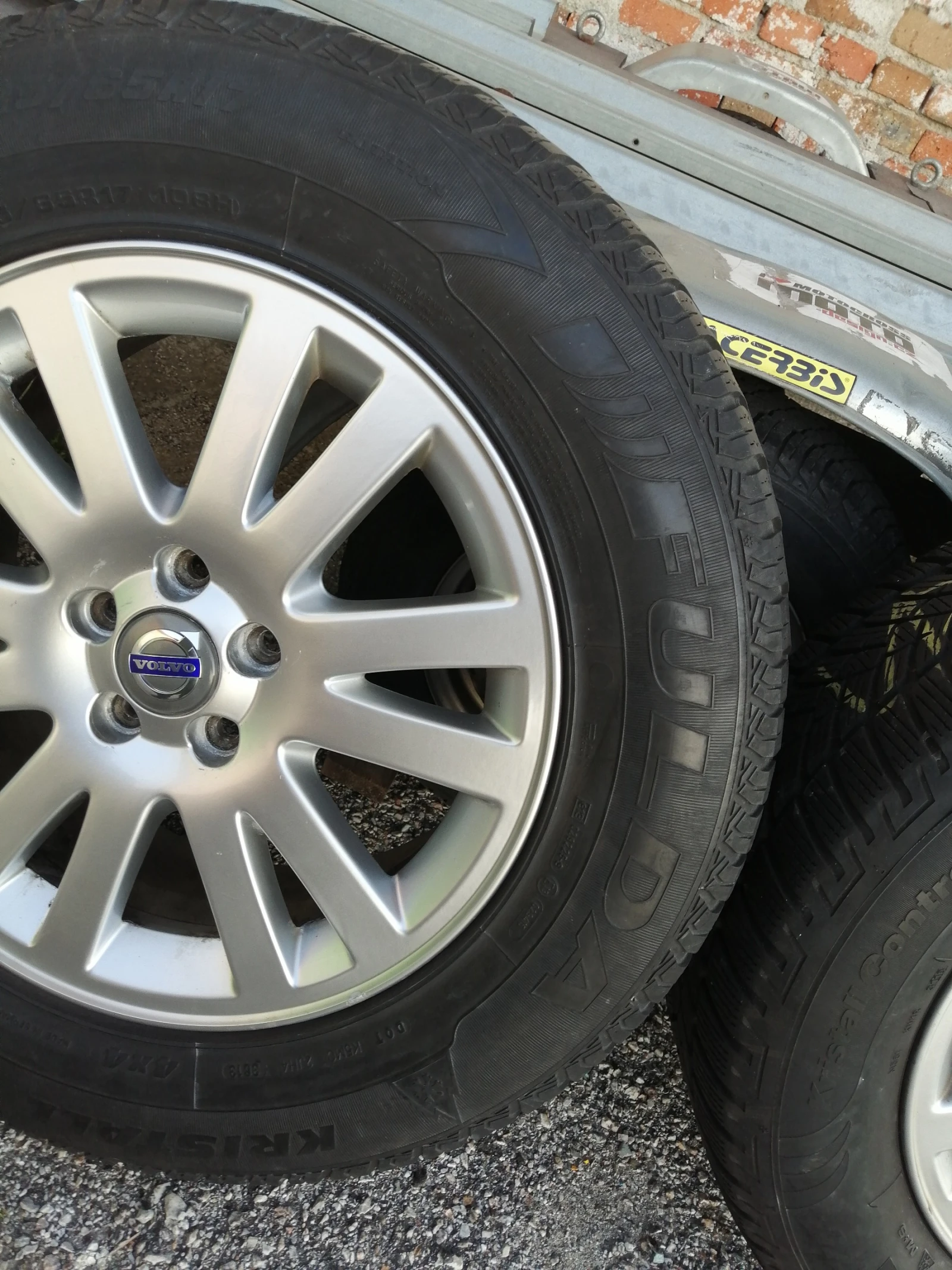 ���� � ������ 235/65R17 �� Volvo Xc90 | Mobile.bg � ����������� 13