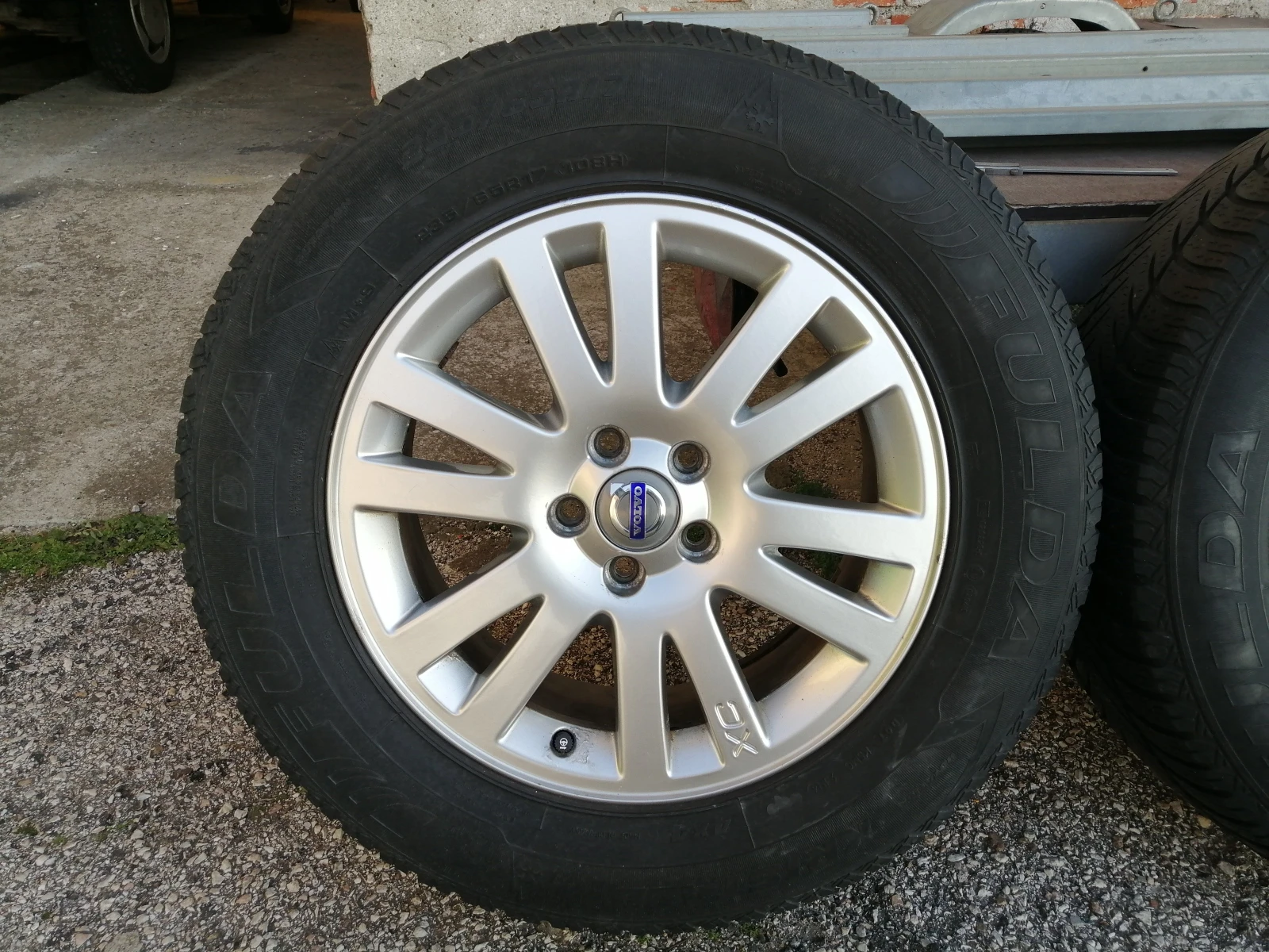 ���� � ������ 235/65R17 �� Volvo Xc90 | Mobile.bg � ����������� 5