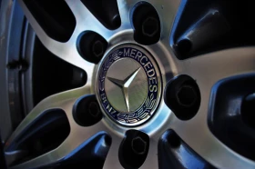 Mercedes-Benz E 220 AMG, снимка 15